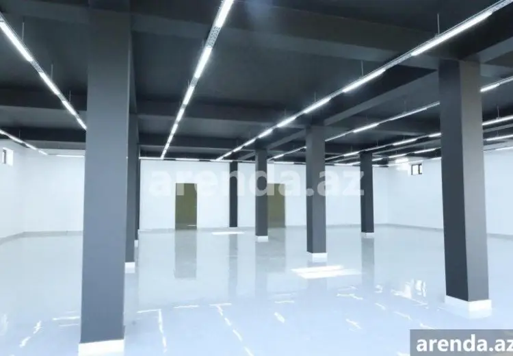 690 m² Obyekt / Ofis Kirayə (aylıq), Yevlax
