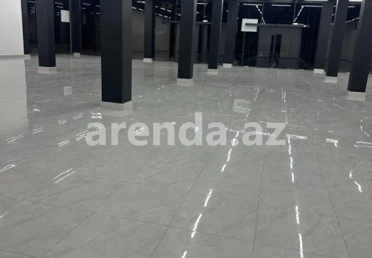 690 m² Obyekt / Ofis Kirayə (aylıq), Yevlax