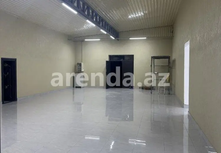 690 m² Obyekt / Ofis Kirayə (aylıq), Yevlax