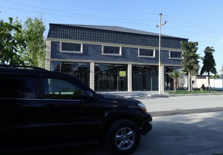 690 m² Obyekt / Ofis Kirayə (aylıq), Yevlax