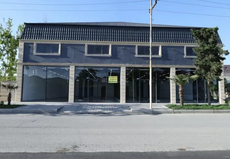 690 m² Obyekt / Ofis Kirayə (aylıq), Yevlax