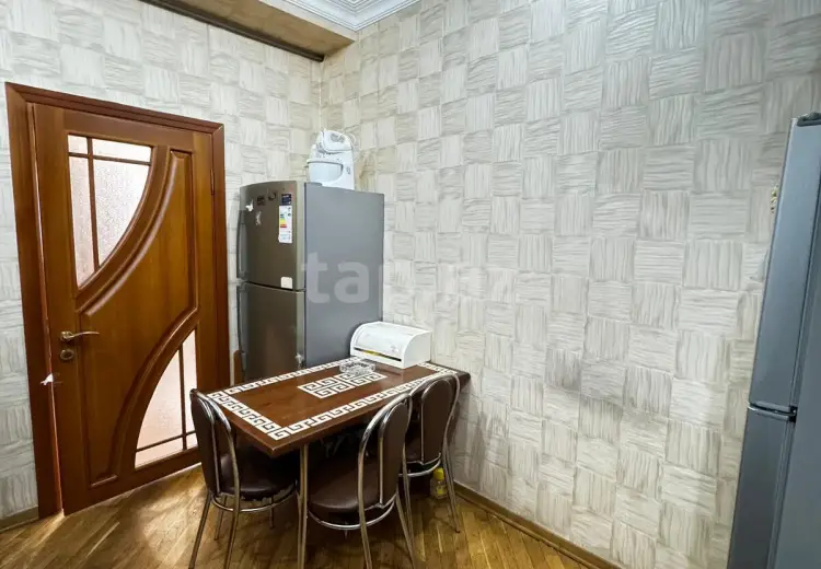 3 otaqlı mənzil , Bakı