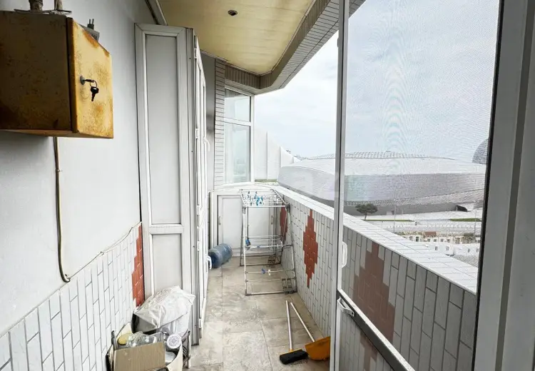 3 otaqlı mənzil , Bakı