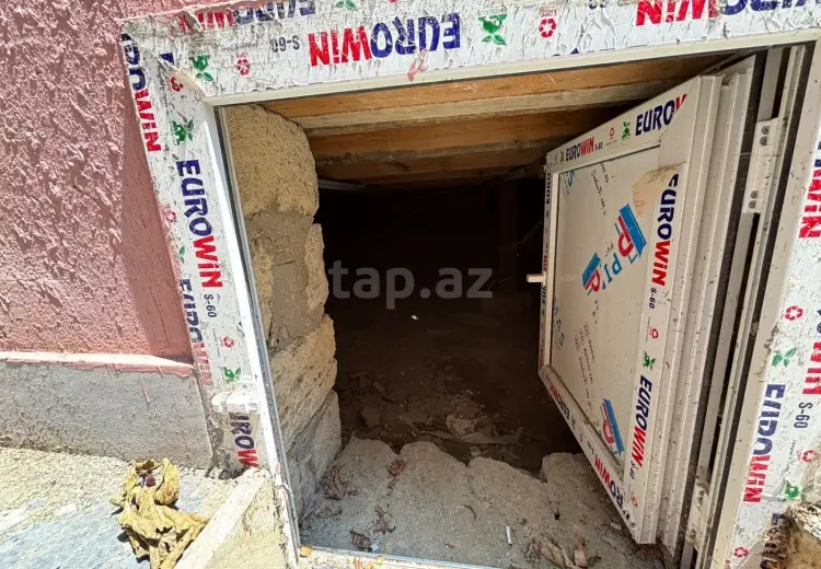 4 otaqlı mənzil , Bakı