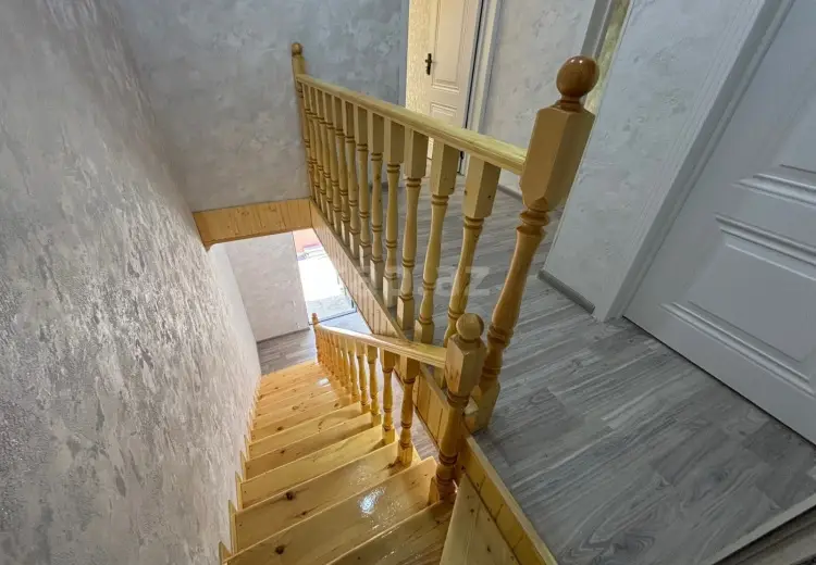 4 otaqlı mənzil , Bakı