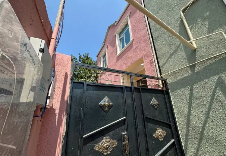 4 otaqlı mənzil , Bakı