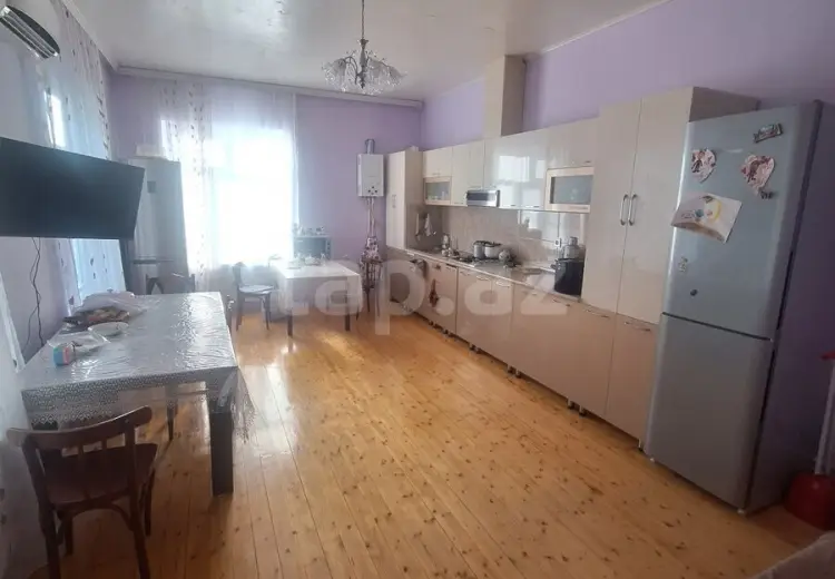 6 otaqlı mənzil , Şəki