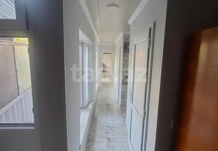 6 otaqlı mənzil , Şəki