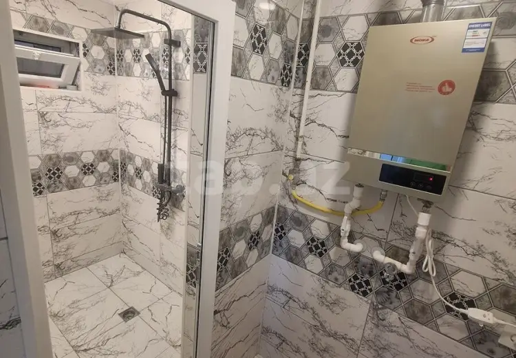 6 otaqlı mənzil , Şəki