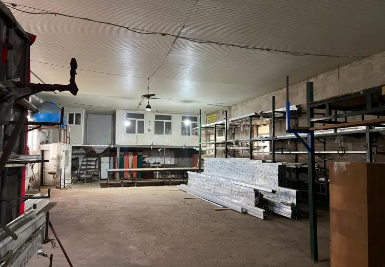 300 m² Obyekt / Ofis Satılır, Binəqədi, Bakı