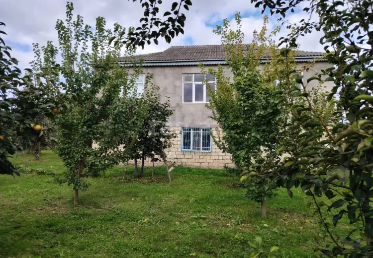7 otaqlı mənzil , Xaçmaz