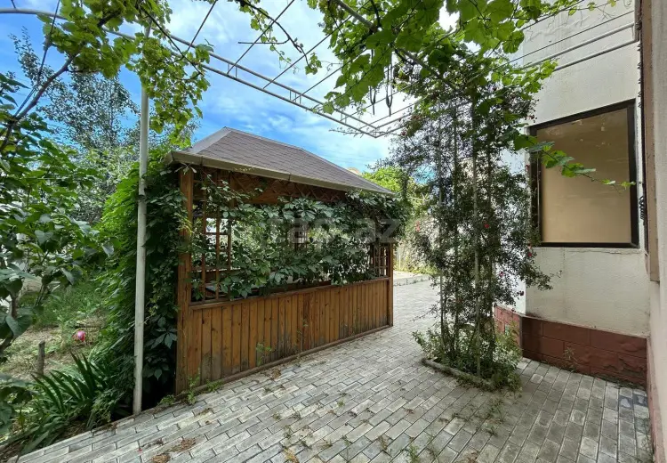 4 otaqlı mənzil , Bakı