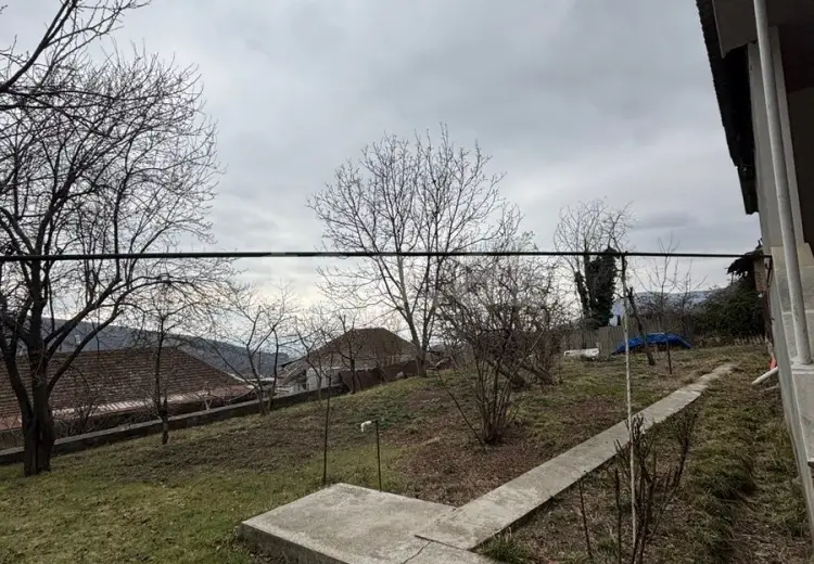 4 otaqlı mənzil , Şəki