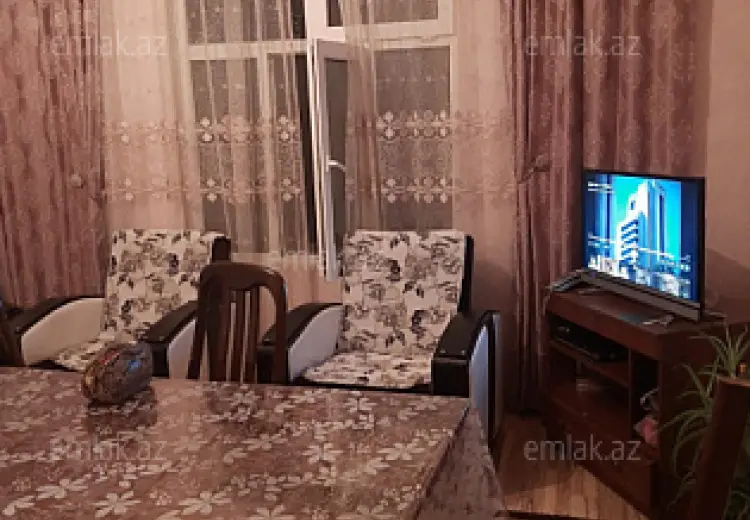 2 otaqlı mənzil Satılır, Qax