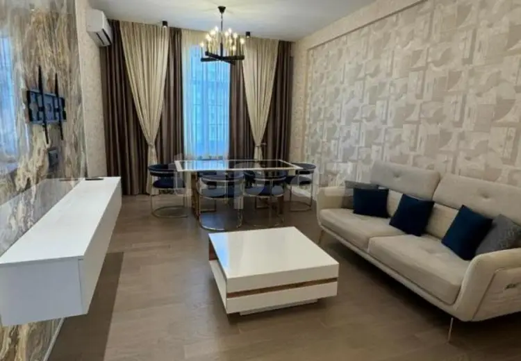 3 otaqlı mənzil , Bakı