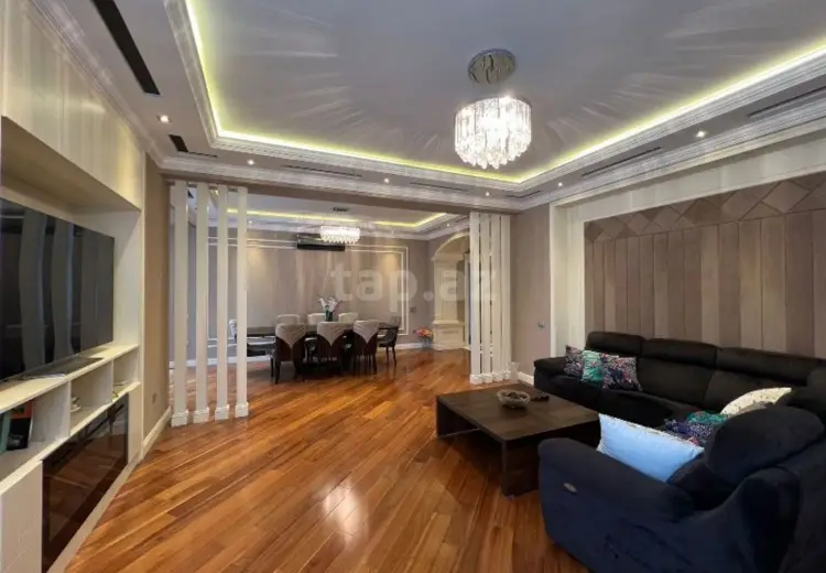 4 otaqlı mənzil , Bakı