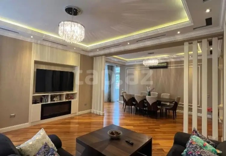 4 otaqlı mənzil , Bakı