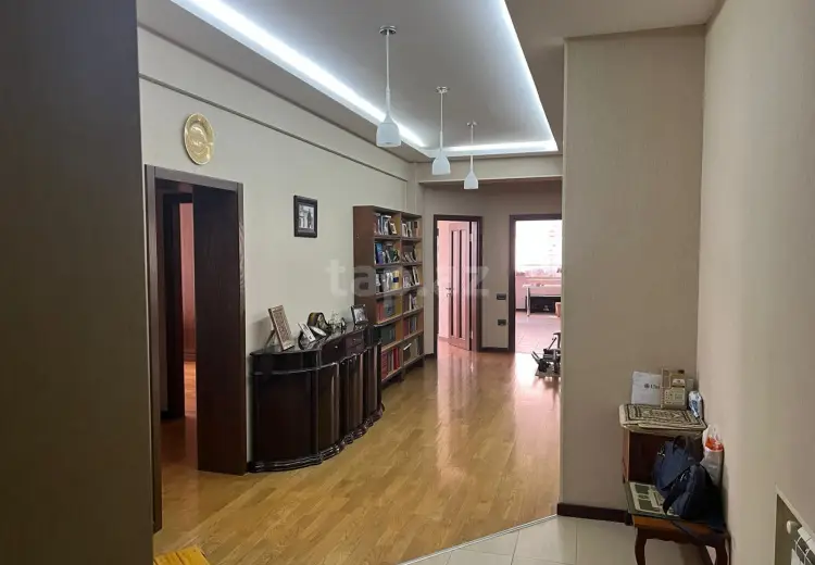 4 otaqlı mənzil , Bakı