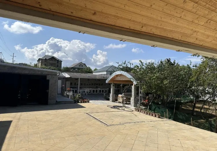 4 otaqlı mənzil Satılır, Şamaxı