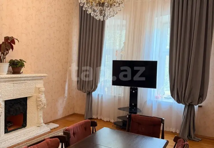 4 otaqlı mənzil , Bakı