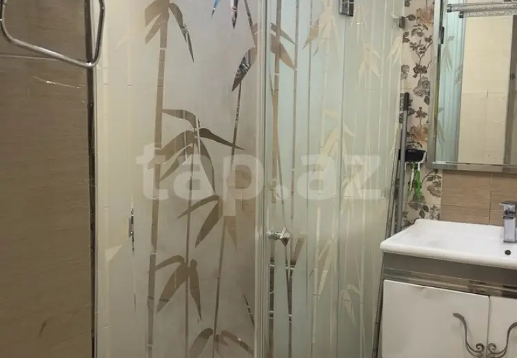4 otaqlı mənzil , Bakı