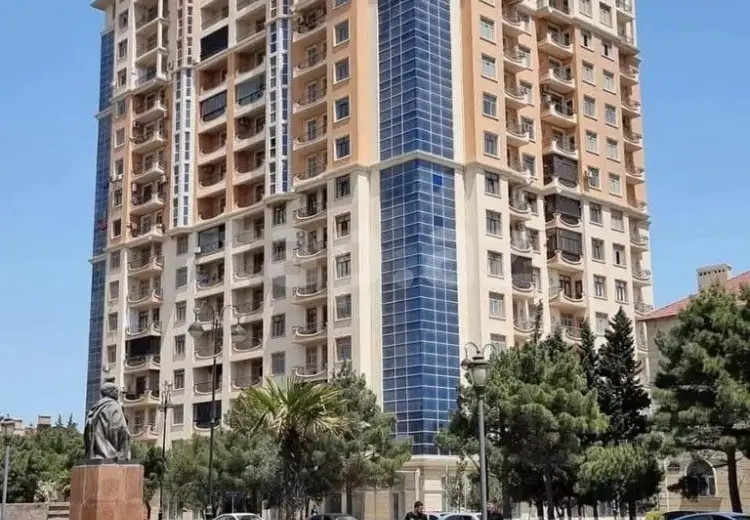 7 otaqlı mənzil , Sumqayıt
