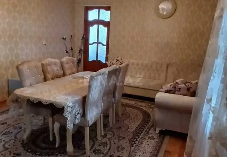 4 otaqlı mənzil Satılır, Gəncə