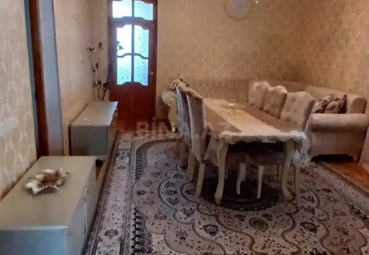 4 otaqlı mənzil Satılır, Gəncə