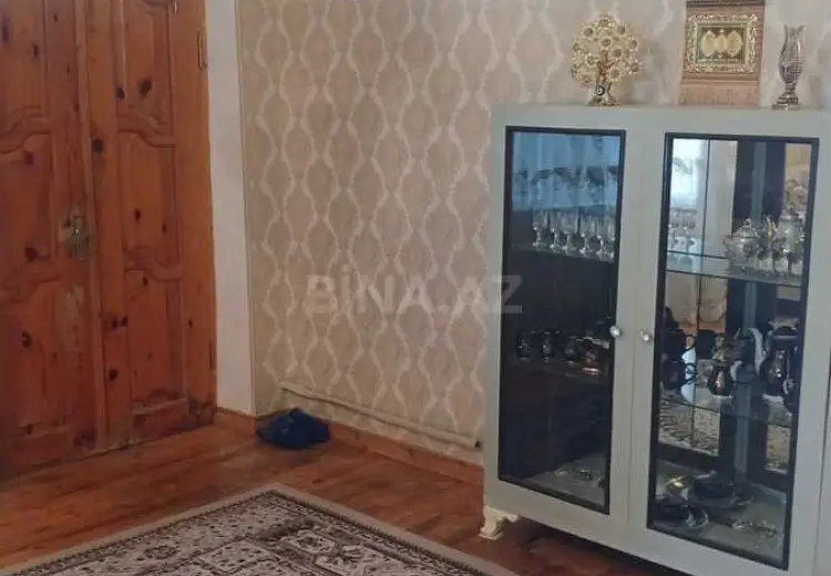 4 otaqlı mənzil Satılır, Gəncə