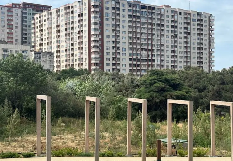 3 otaqlı mənzil , Badamdar qəs., Səbail, Bakı