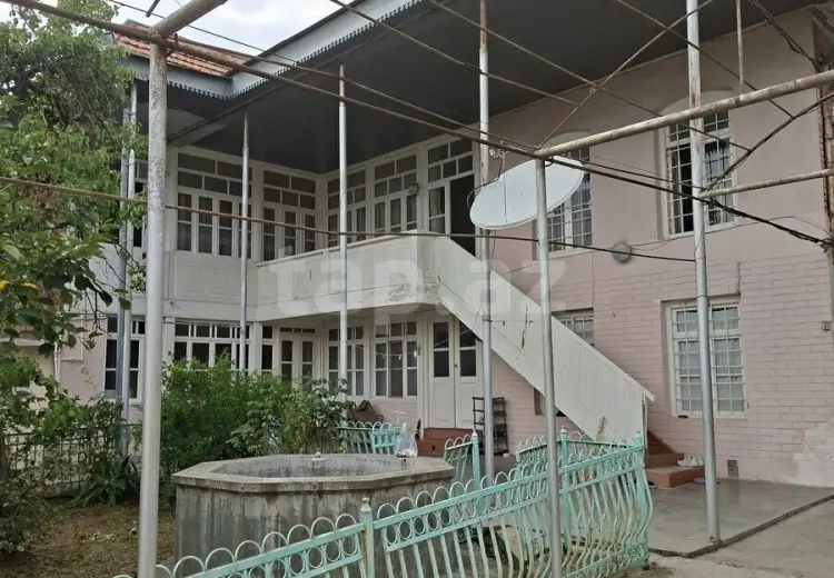 5 otaqlı mənzil , Şəki