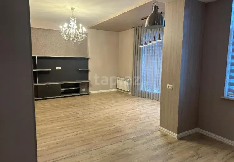 4 otaqlı mənzil , Bakı