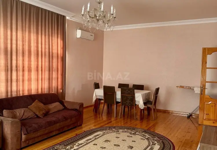7 otaqlı mənzil Satılır, Gəncə