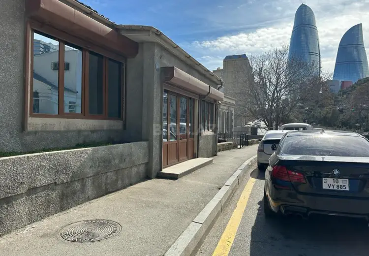 50 m² Obyekt / Ofis Satılır, Səbail, Bakı