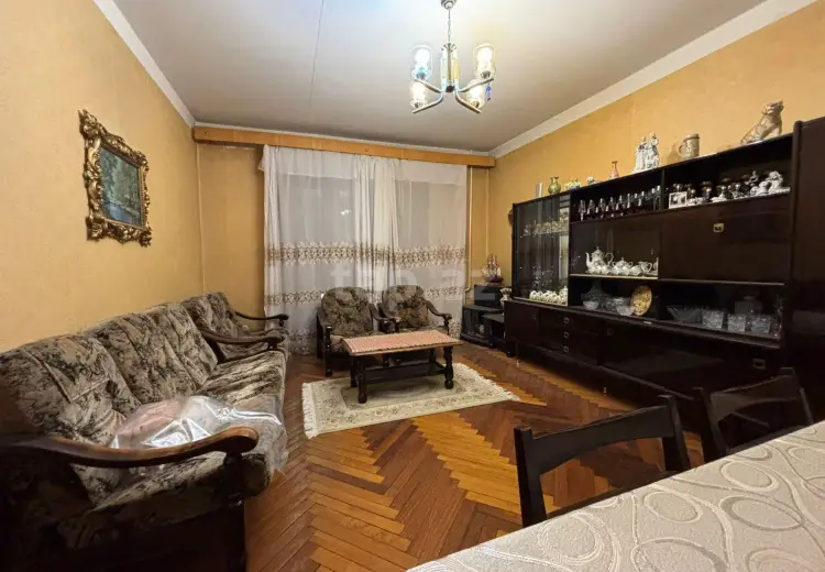 4 otaqlı mənzil , Bakı