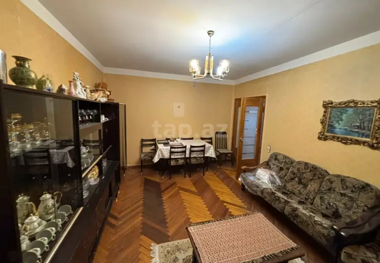 4 otaqlı mənzil , Bakı