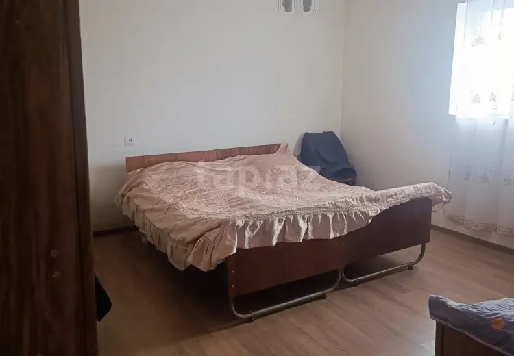 6 otaqlı mənzil , Gəncə