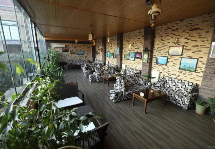 1966 m² Obyekt / Ofis Satılır, Badamdar qəs., Səbail, Bakı