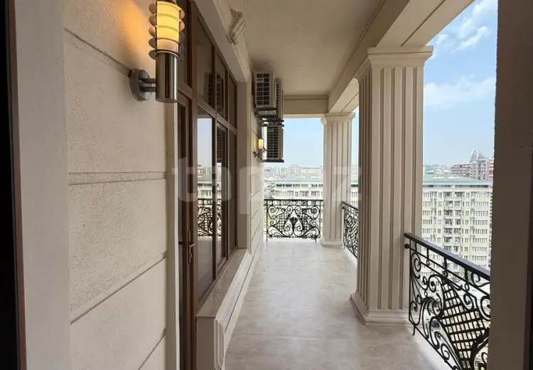 4 otaqlı mənzil , Bakı