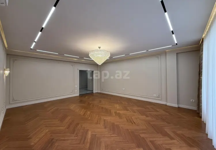 4 otaqlı mənzil , Bakı
