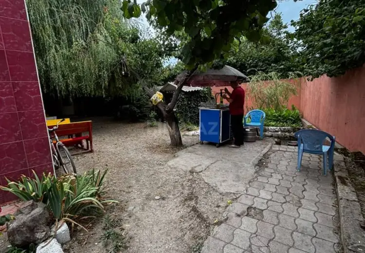 240 m² Obyekt / Ofis Satılır, Xudat