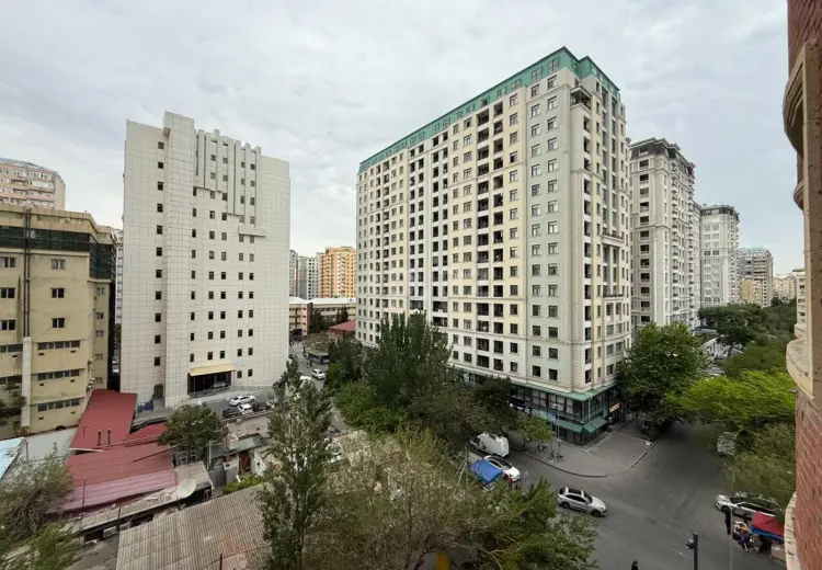 4 otaqlı mənzil , Nəsimi, Bakı
