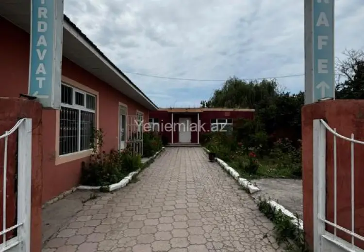 240 m² Obyekt / Ofis Satılır, Nabran