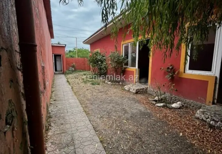 240 m² Obyekt / Ofis Satılır, Nabran
