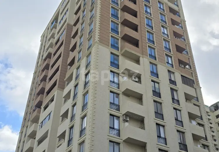 3 otaqlı mənzil , Bakı