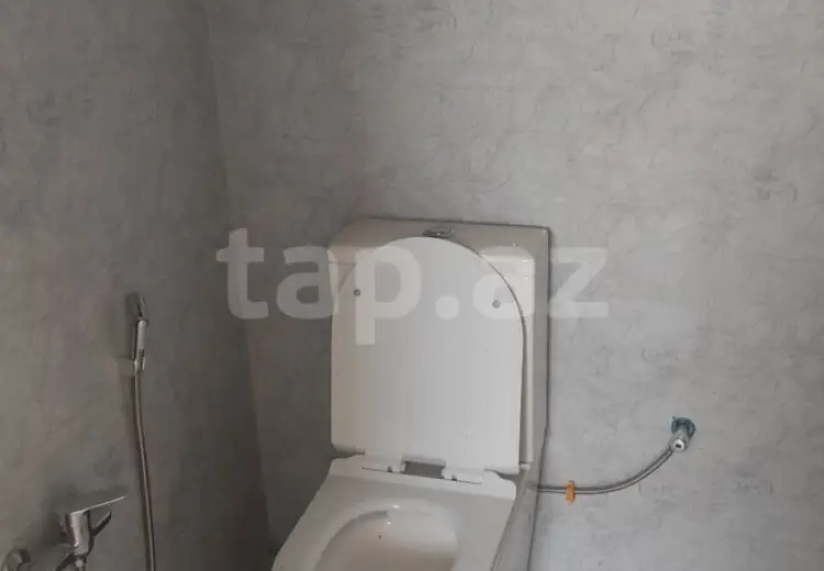 4 otaqlı mənzil , Gülüstan qəs., Binəqədi, Gəncə