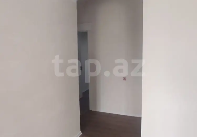 4 otaqlı mənzil , Gülüstan qəs., Binəqədi, Gəncə