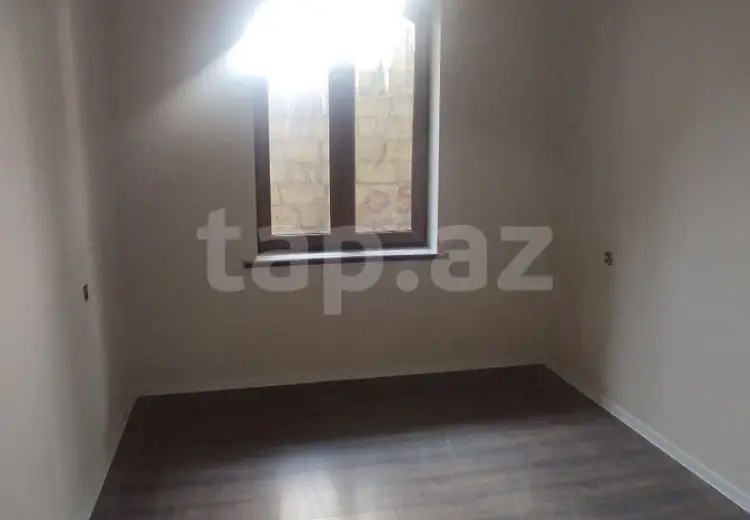 4 otaqlı mənzil , Gülüstan qəs., Binəqədi, Gəncə