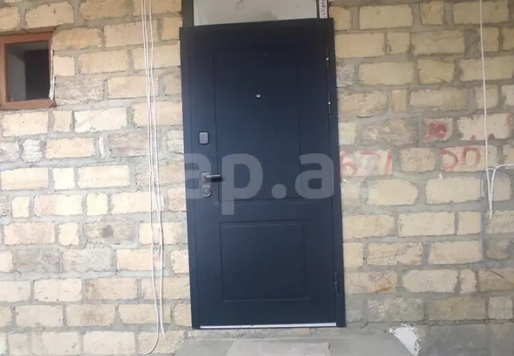 4 otaqlı mənzil , Gülüstan qəs., Binəqədi, Gəncə
