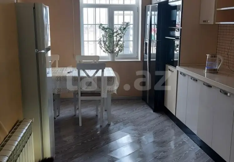 5 otaqlı mənzil , Bakı
